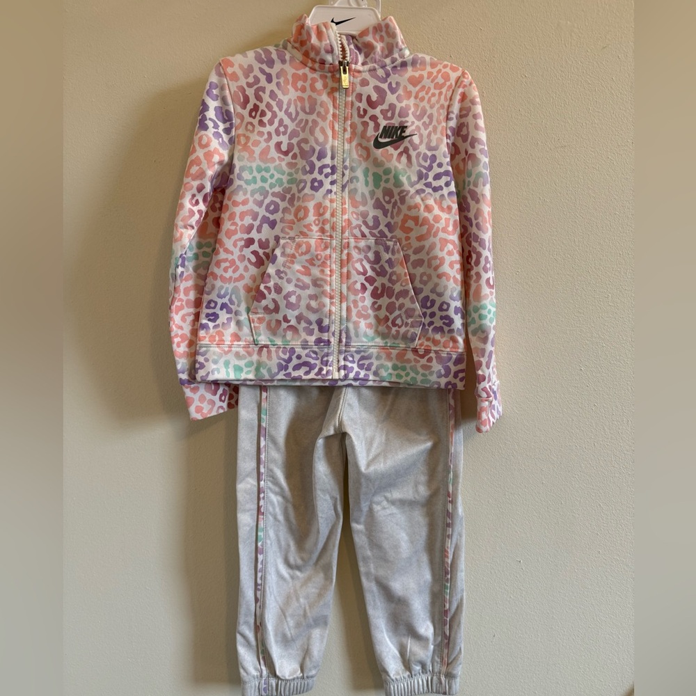 Nike Kids Multicolor Leopard Print Matching Set